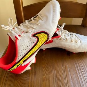 Nike mens tiempo firm ground cleats size 8.5